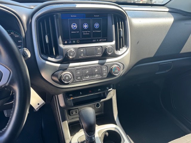 2022 Chevrolet Colorado LT photo 13