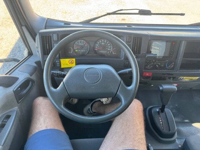 2015 Isuzu NPR - Photo 8