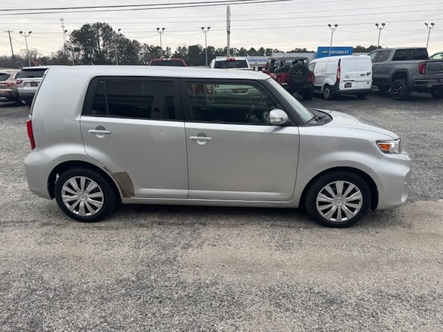 2012 Scion xB Base photo 6