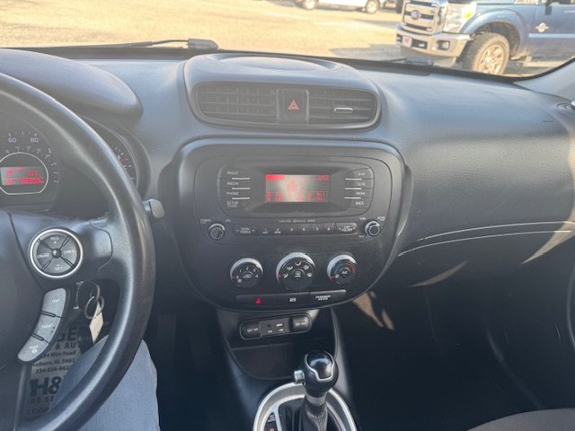 2016 Kia Soul Base photo 12