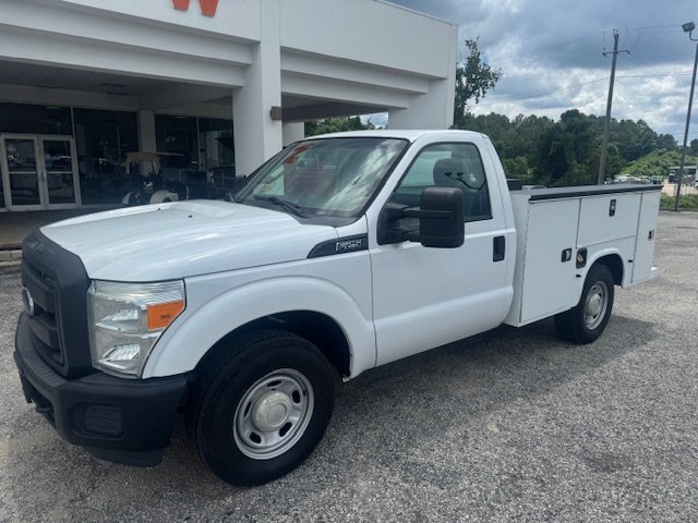 2015 Ford F-250 photo 2
