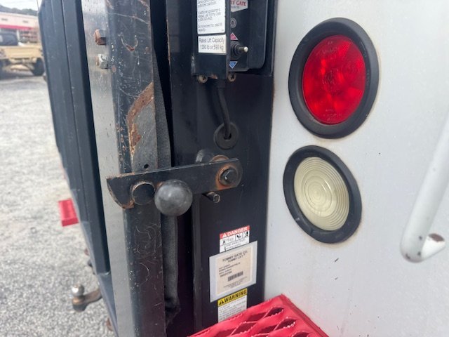 2012 Ford F-550 - Photo 9