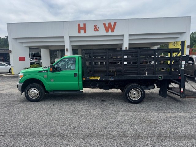 2016 Ford F-350 Super Duty Chassis Cab XL