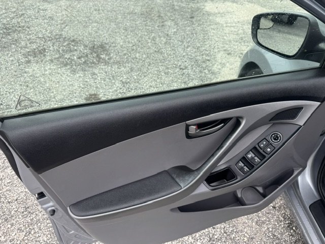 2015 Hyundai Elantra SE - Photo 9