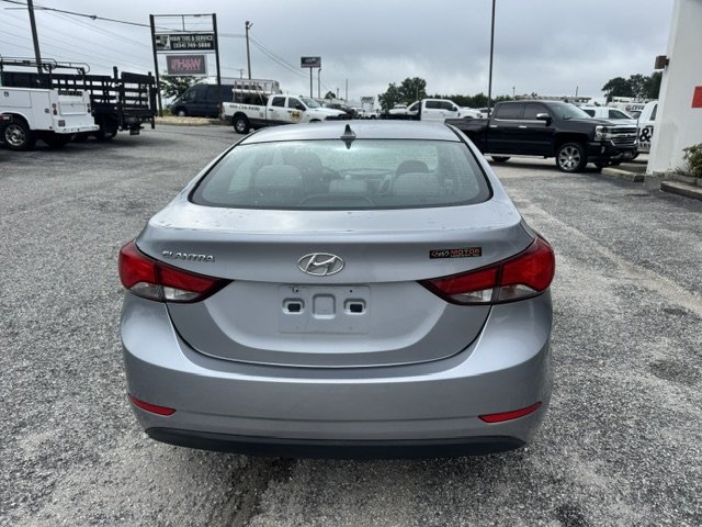 2015 Hyundai Elantra SE - Photo 6