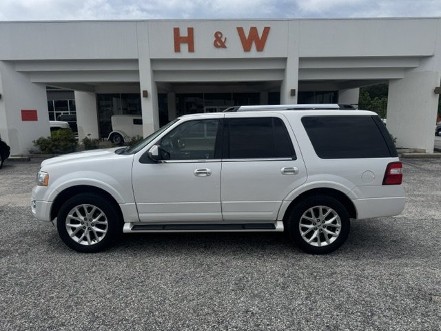 2016 Ford Expedition Limited's photo